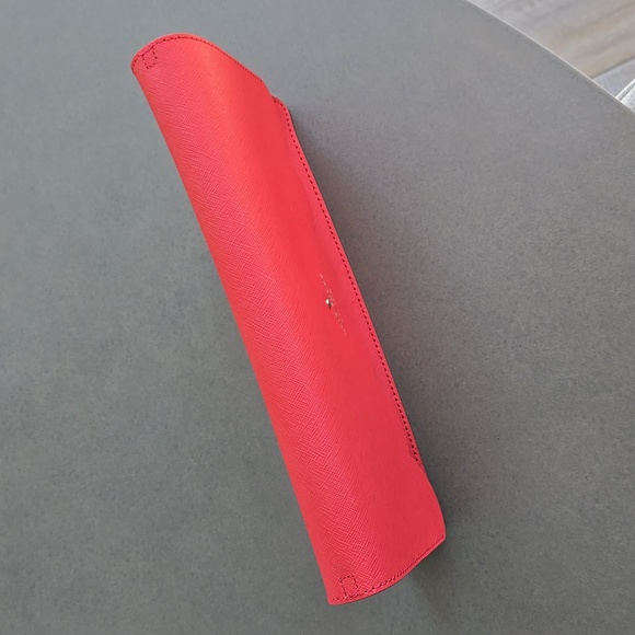 Kate Spade clutch wristlet scallop trim bag - Picture 2 of 16